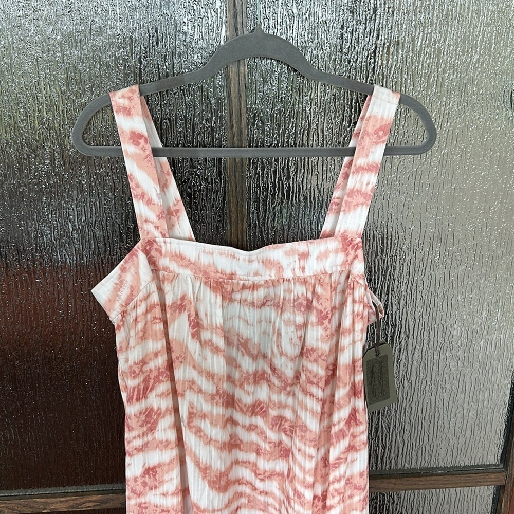 Pink and White Patterned Maxi Dress - Picture 9 of 15